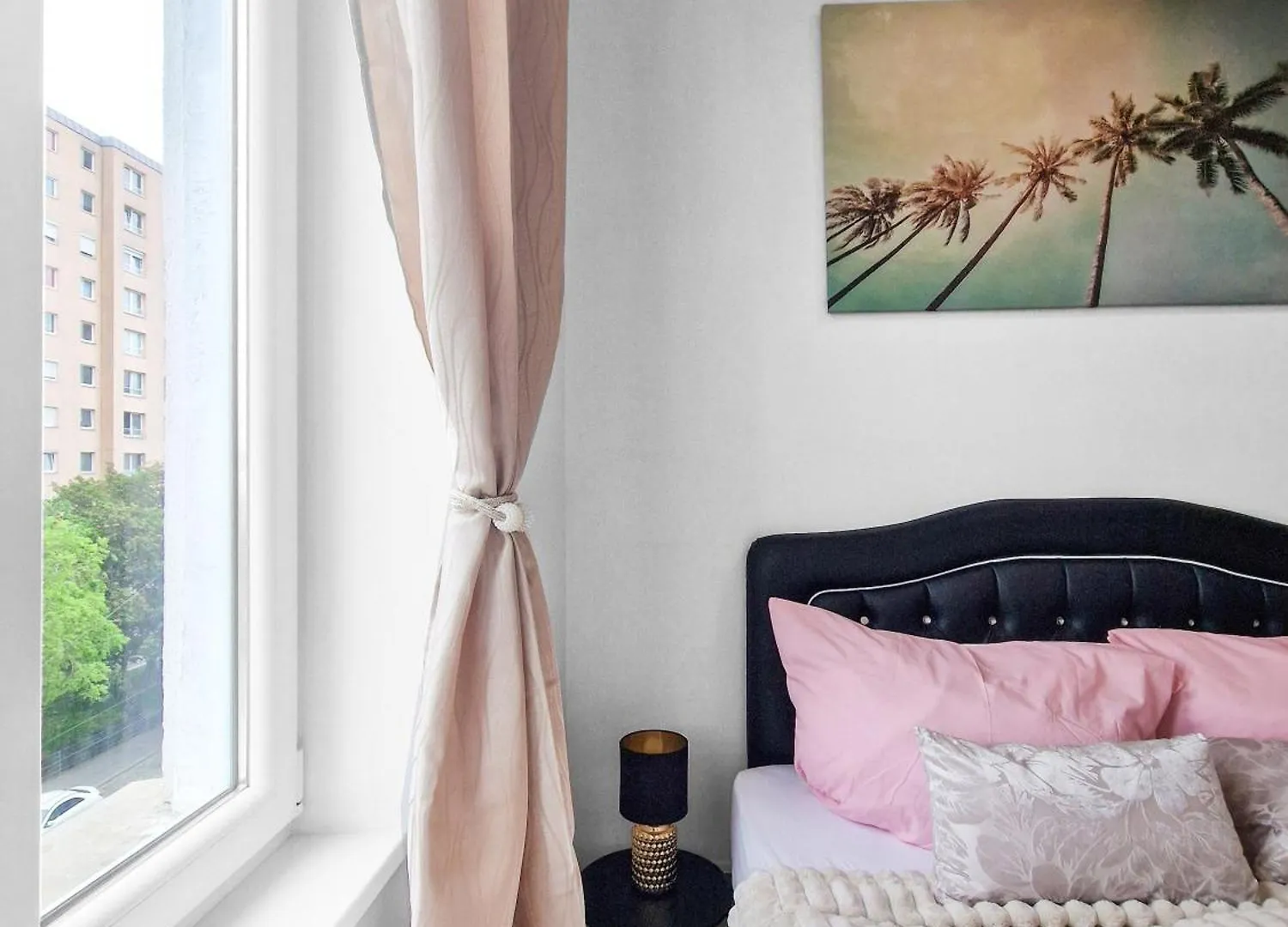 Central Vienna Charm Apartment